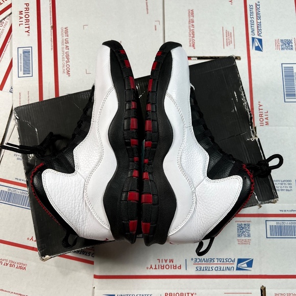 Air Jordan 10 - Retro Chicago - Men\'s Size 8 Mint Condition
